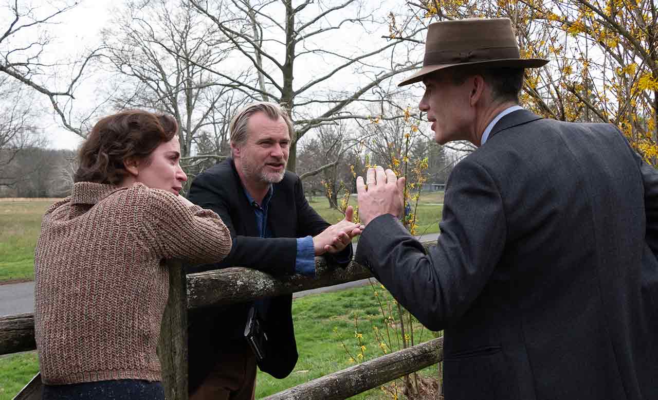 Emily Blunt, Christopher Nolan y Cillian Murphy en el rodaje de Oppenheimer (2023)