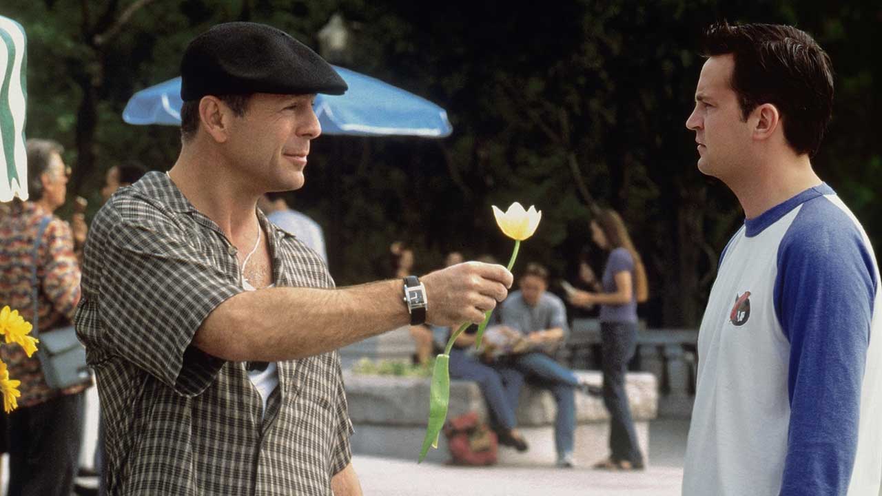 Bruce Willis y Matthew Perry en Falsas apariencias (2000)